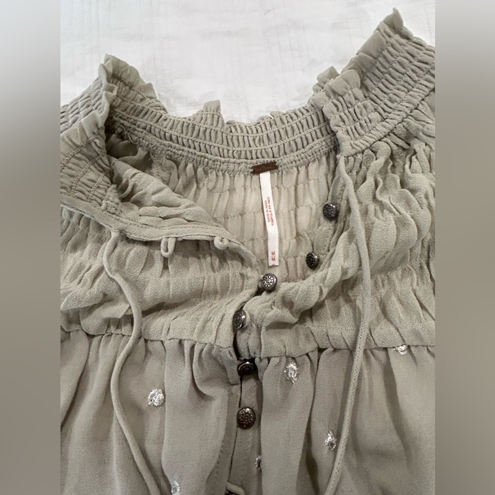 Free People sz. M long sleeve sheer blouse green polka dot - Picture 4 of 9
